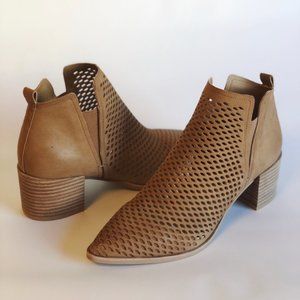 Brown Leather Booties | Size 9 | NEW | Dolce Vita